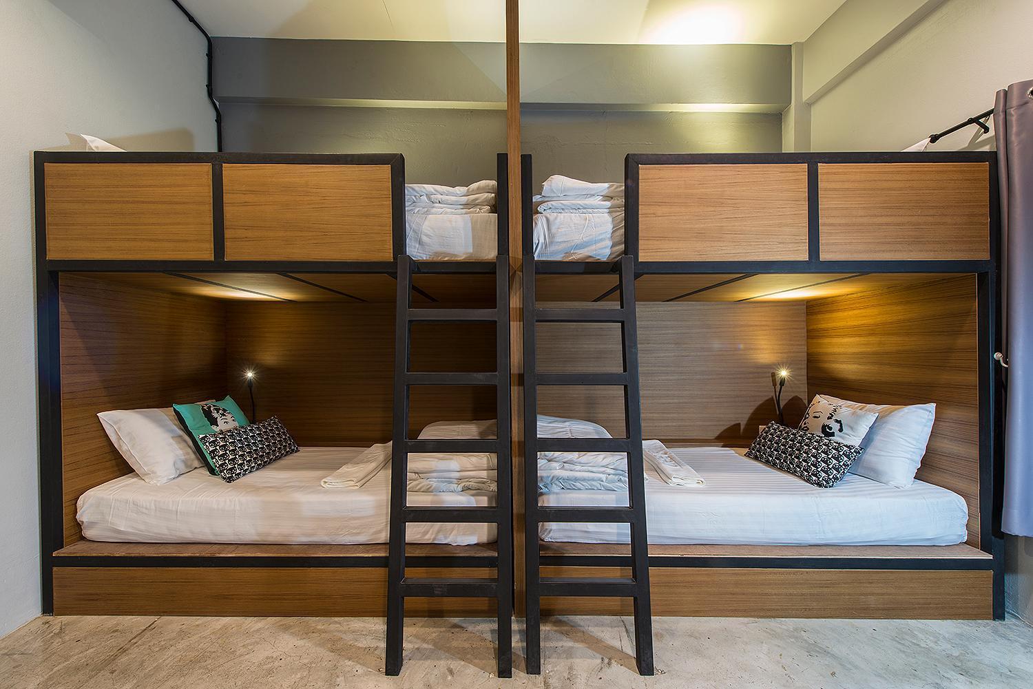 Sleep Station Hotell Surat Thani Exteriör bild
