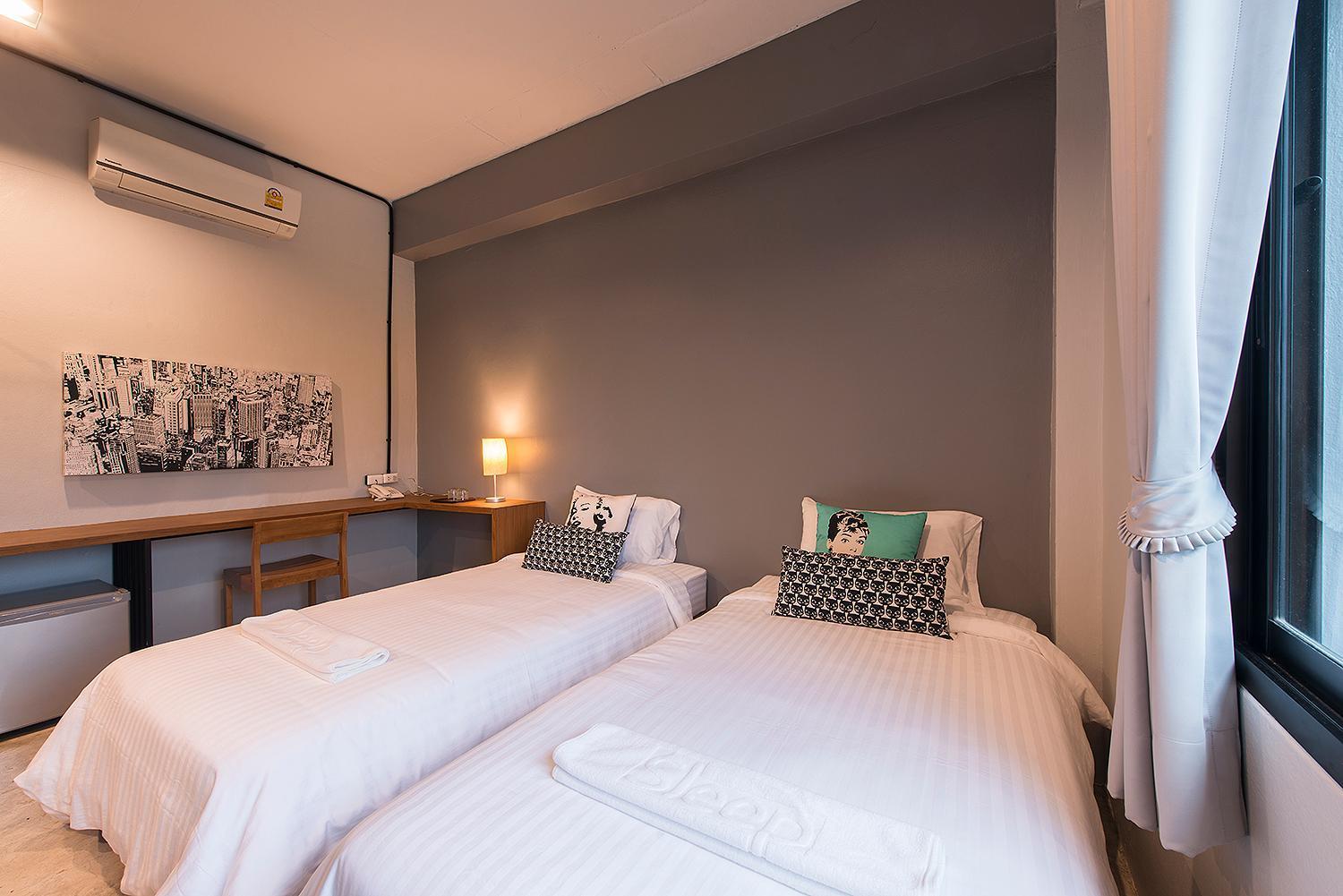 Sleep Station Hotell Surat Thani Exteriör bild