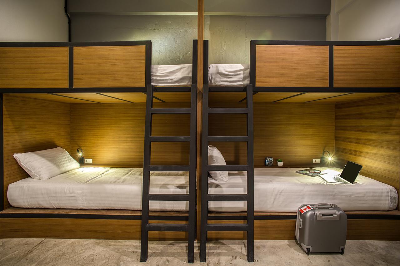 Sleep Station Hotell Surat Thani Exteriör bild