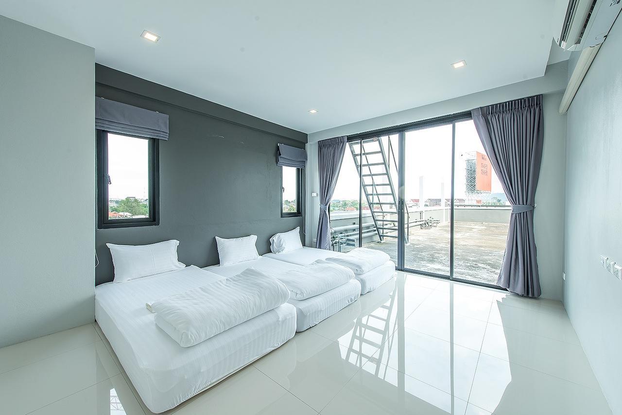 Sleep Station Hotell Surat Thani Exteriör bild