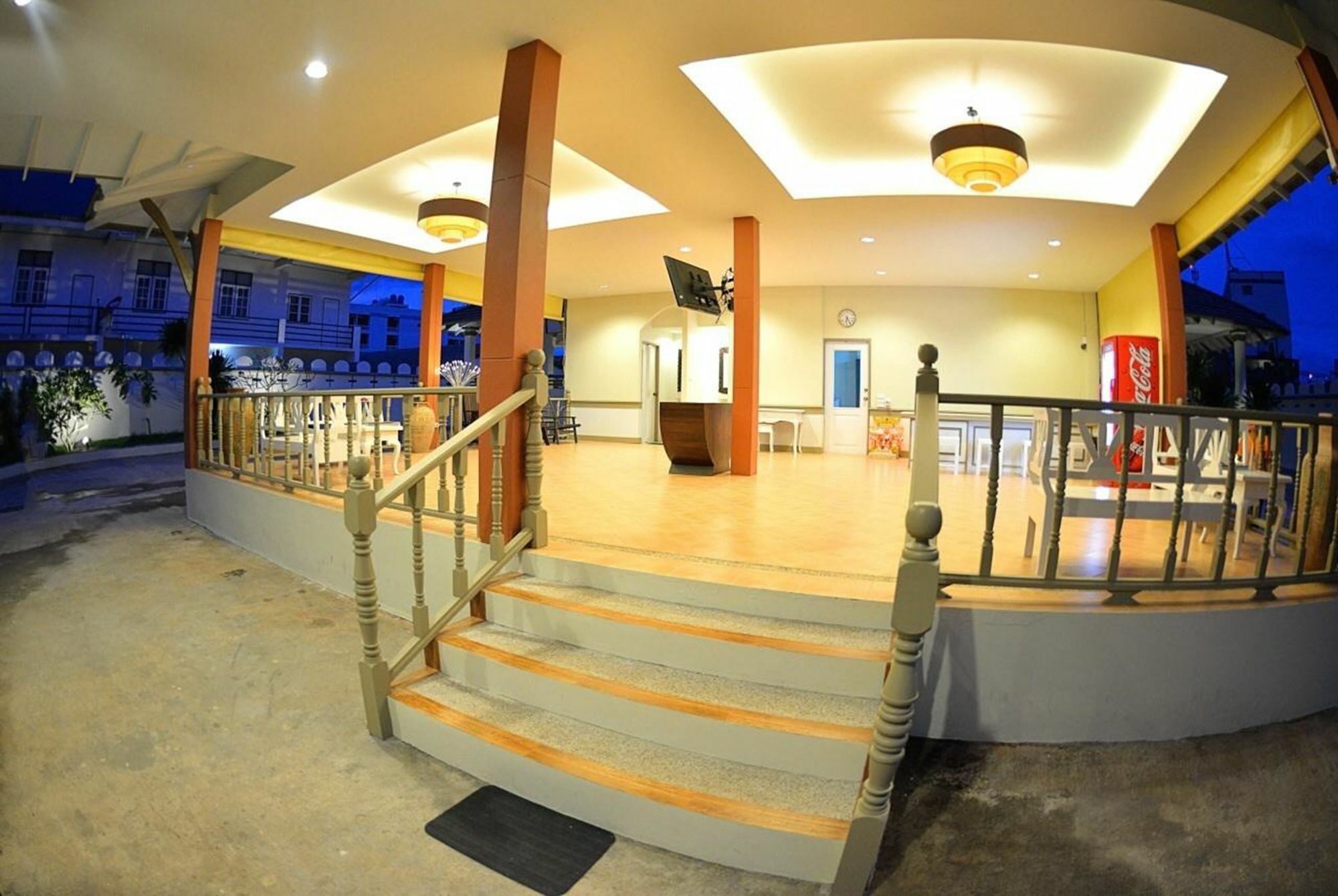 Sleep Station Hotell Surat Thani Exteriör bild